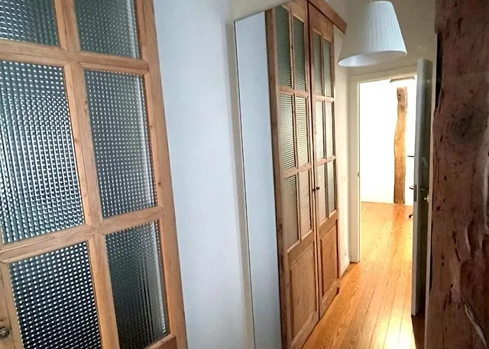 Проживание в семье Basque Museum *